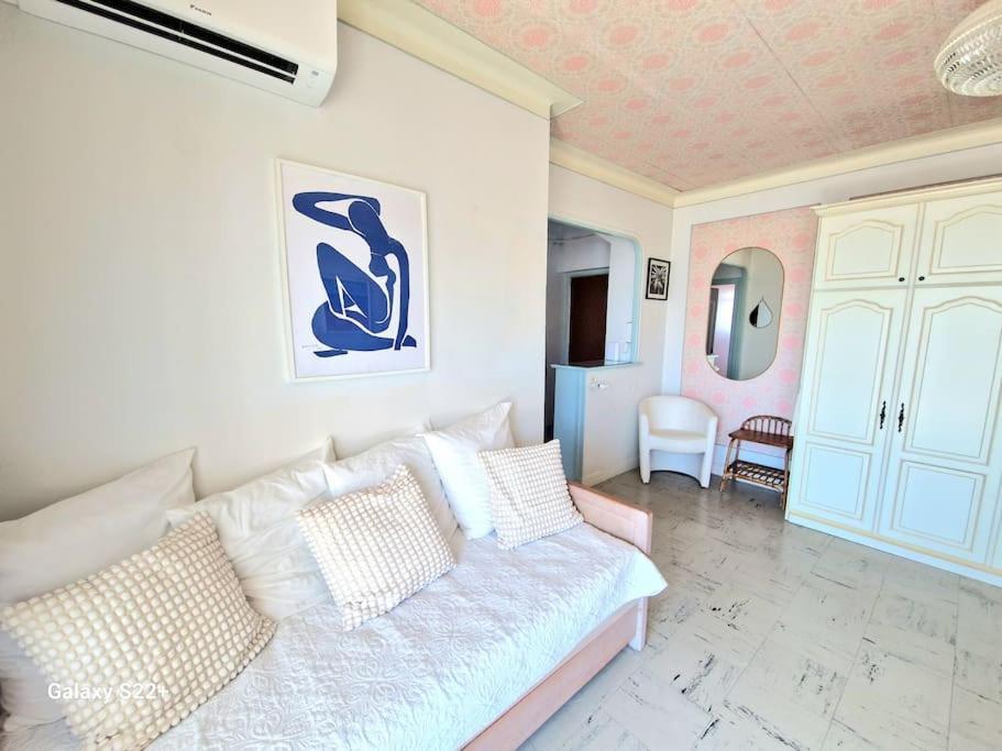 Cozy Studio, Sea View, Old Town, Near Beaches Antibes Extérieur photo