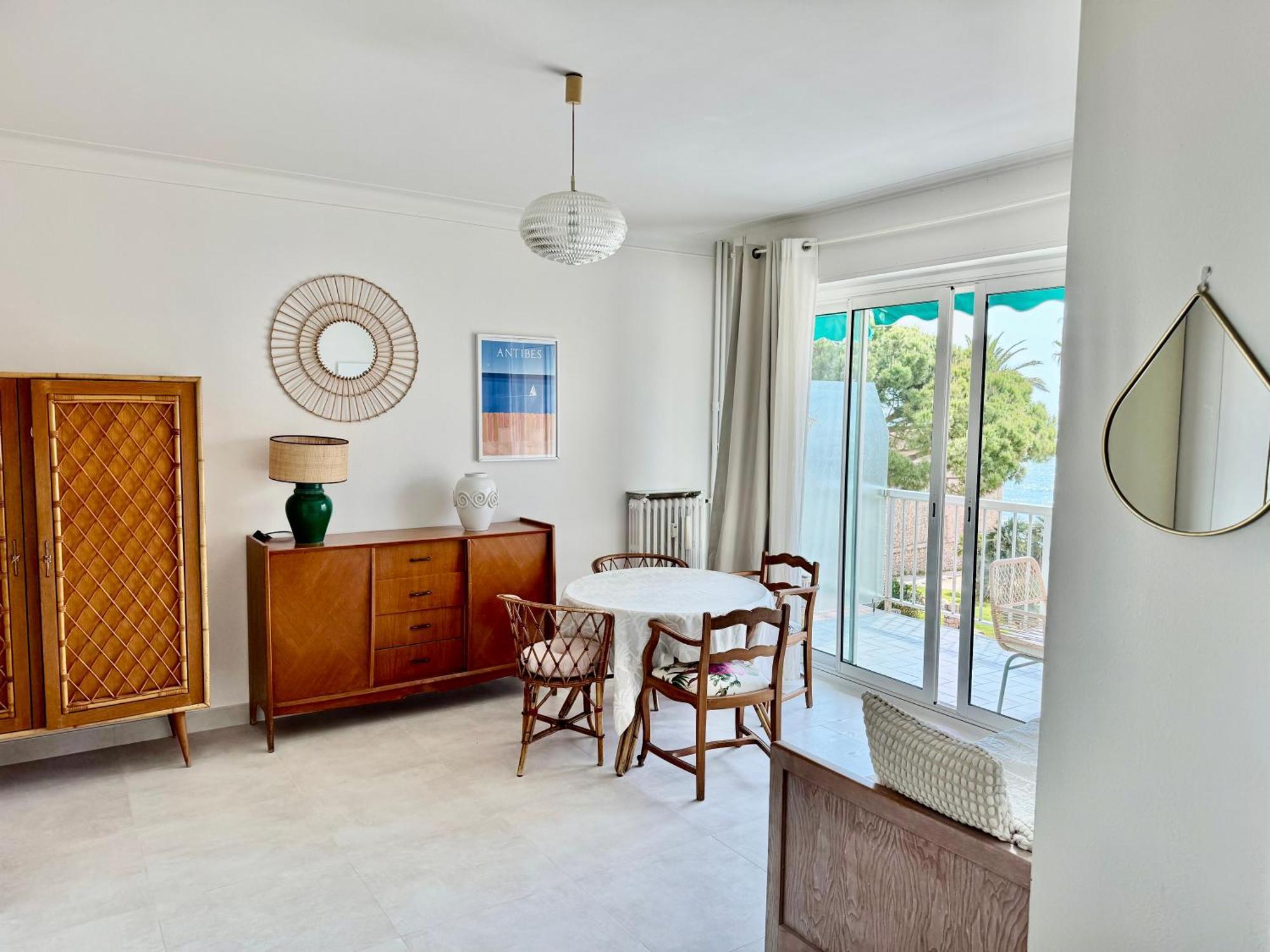 Cozy Studio, Sea View, Old Town, Near Beaches Antibes Extérieur photo