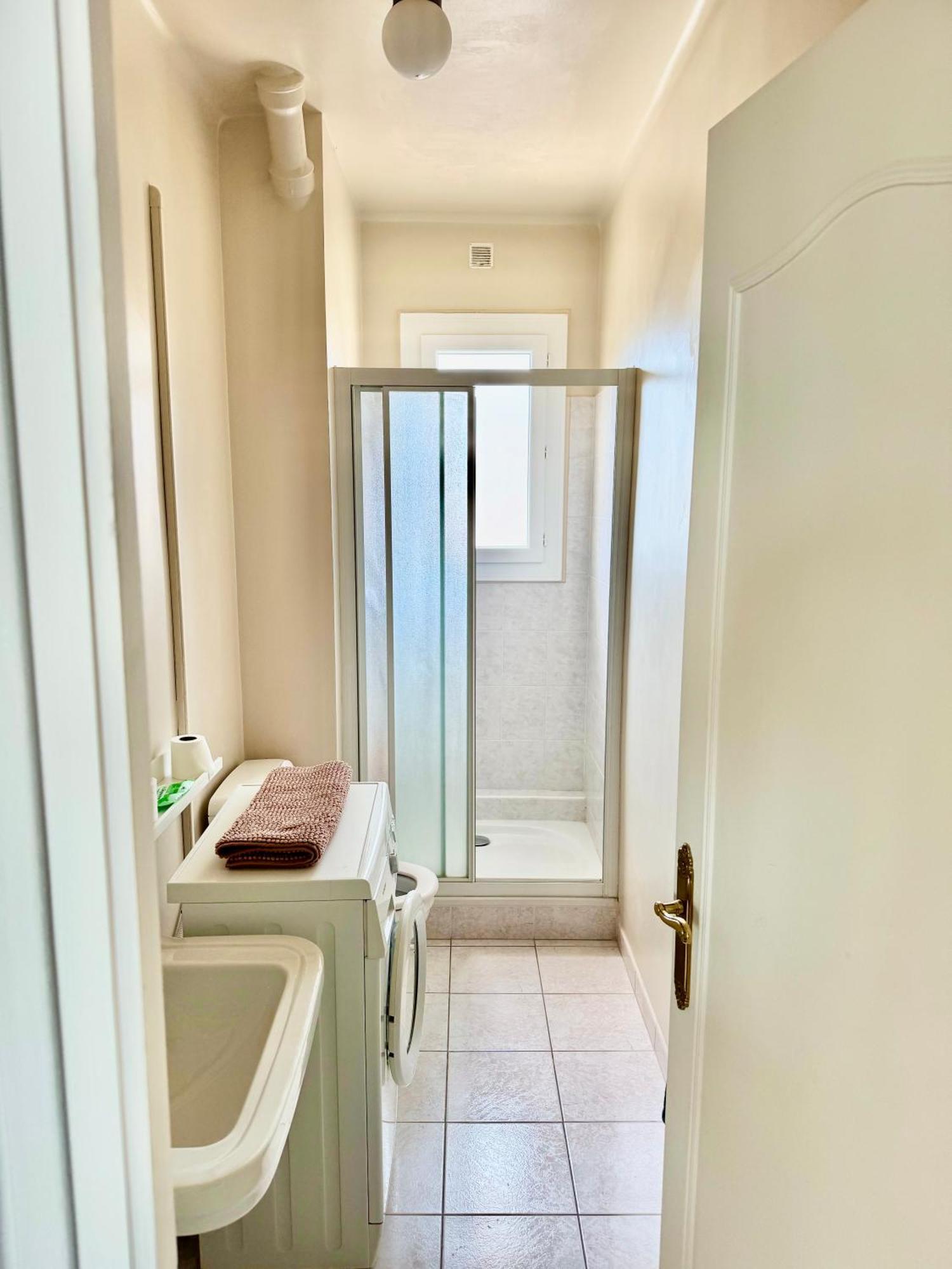 Cozy Studio, Sea View, Old Town, Near Beaches Antibes Extérieur photo