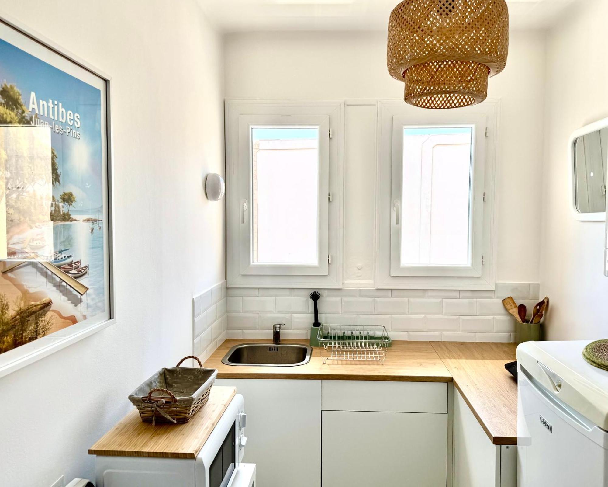 Cozy Studio, Sea View, Old Town, Near Beaches Antibes Extérieur photo